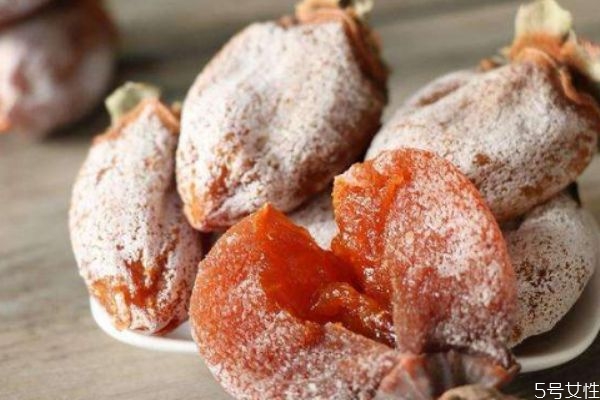 柿饼吃了会便秘吗,吃柿饼可以减肥吗