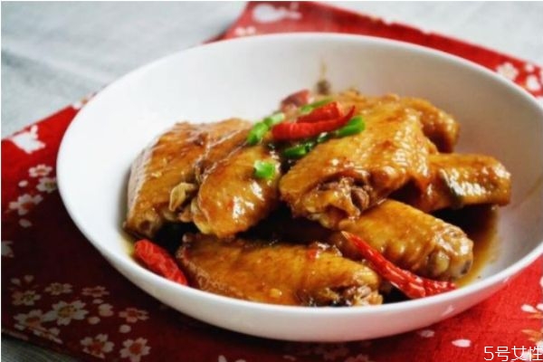 红烧鸡翅的营养价值和功效,红烧鸡翅营养成分 红烧鸡翅的营养价值和功效,红烧鸡翅营养成分