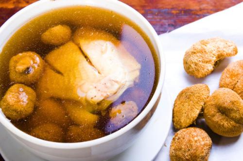 猴头菇怎么是苦的,正常吗?,猴头菇为什么是苦的 猴头菇怎么是苦的,正常吗?,猴头菇为什么是苦的