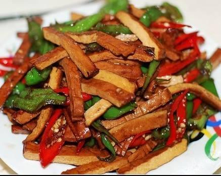 辣椒炒豆干的做法,辣椒炒豆干的做法大全窍门 辣椒炒豆干的做法,辣椒炒豆干的做法大全窍门