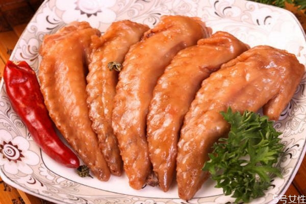 经常吃鸡翅尖的危害,吃鸡翅尖的危害