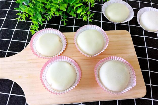 雪媚娘变硬了还能吃吗,雪媚娘硬了怎么变软