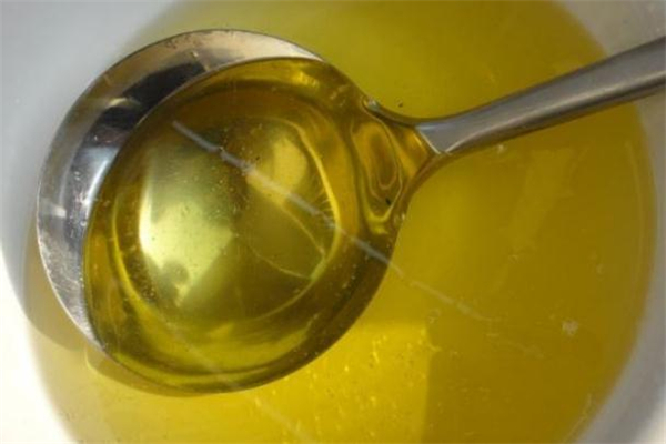 花生油有杂质怎么去除,怎么去除花生油的杂质