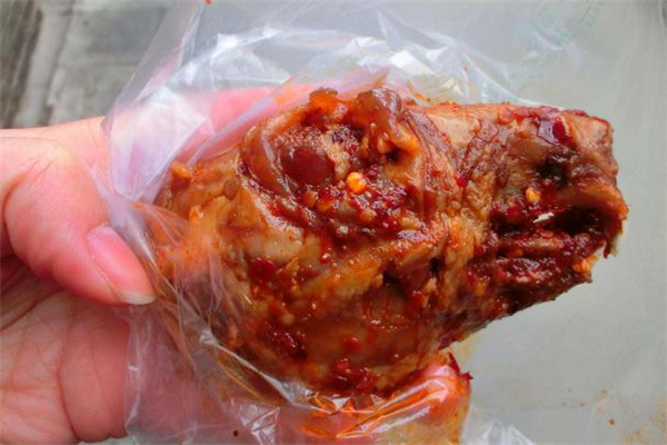 兔头可以过机场安检吗,机场可以戴帽子过安检吗 兔头可以过机场安检吗,机场可以戴帽子过安检吗