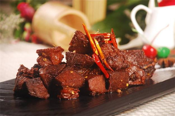 驴肉可以和牛肉一起吃吗,驴肉不能和什么肉一起吃