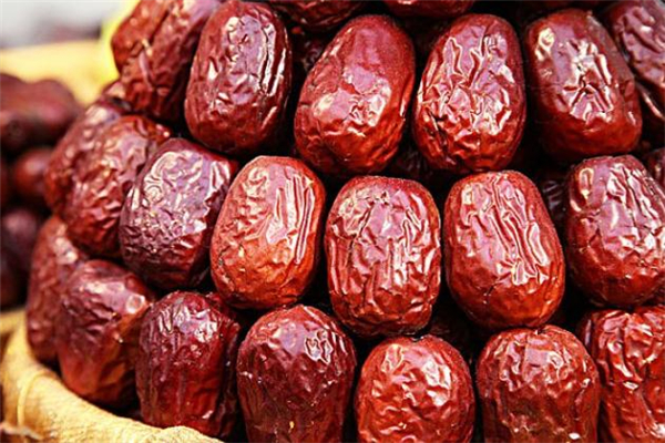 狗头枣可以泡水喝吗,狗头枣怎么吃