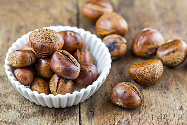 微波炉加热板栗怎么操作,怎么用微波炉热板栗