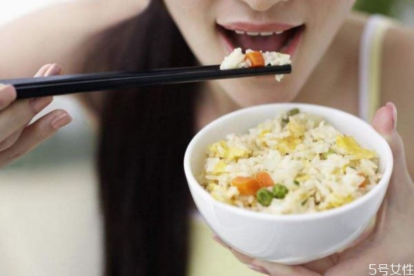 产后吃那些食物,产后吃什么食物好 产后吃那些食物,产后吃什么食物好