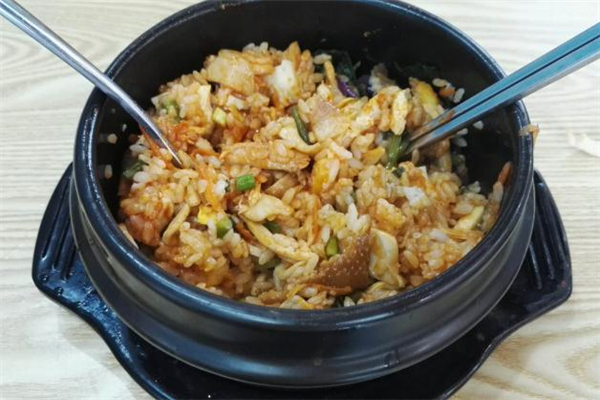 石锅拌饭可以用蒜蓉辣酱吗,石锅拌饭辣酱怎么调制