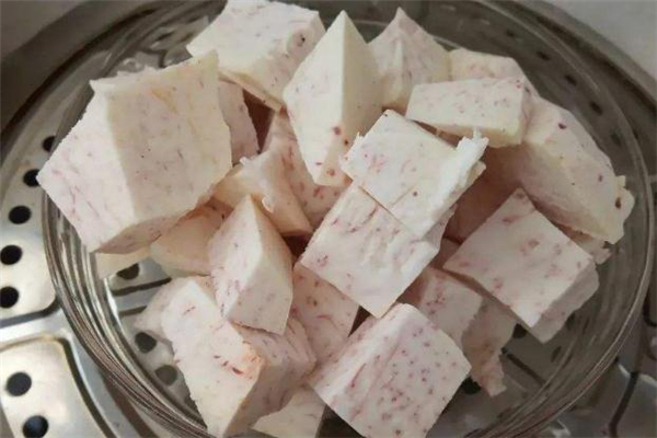 荔浦槟榔芋头和荔浦芋头的区别,槟榔芋头和荔浦芋头的区别