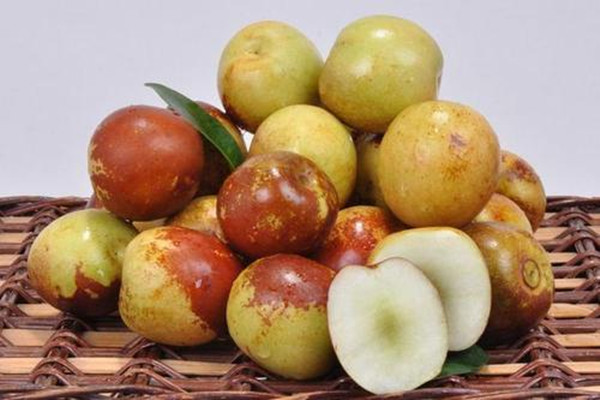 红枣的口感是怎么样的,烤熟的红枣有什么好处