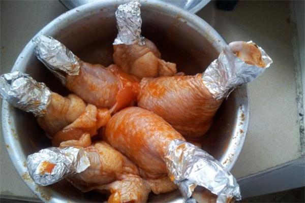 微波炉烤鸡腿要几分钟,微波炉烤鸡翅的制作方法