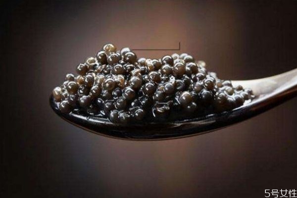 鱼子酱怎样吃,鱼子酱怎样吃好吃一点