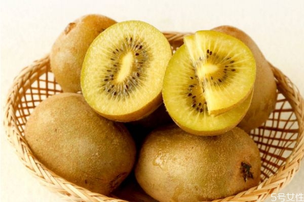 猕猴桃黄心可以吃吗,吃黄心猕猴桃的好处和功效