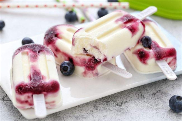 雪糕和冰淇淋一样吗,冰淇淋跟雪糕有什么区别