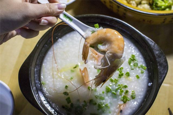 海鲜粥是寒性的吗,所有海鲜都是寒性食物吗