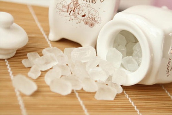 冰糖含有什么成分,冰糖的主要成分是什么 冰糖含有什么成分,冰糖的主要成分是什么