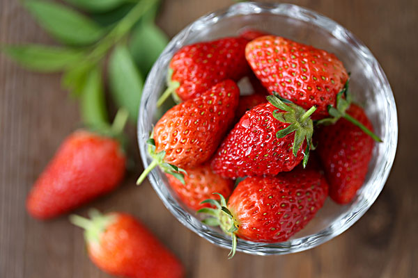 怎样洗草莓又快又干净,如何洗草莓又快又干净 怎样洗草莓又快又干净,如何洗草莓又快又干净