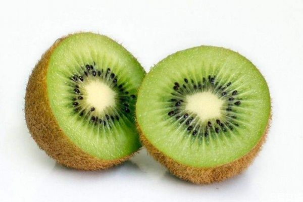 吃猕猴桃要注意什么,吃猕猴桃不能吃啥