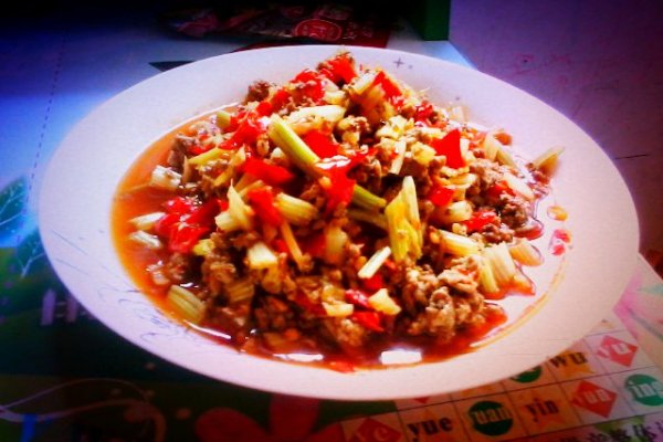 酸辣椒可以放多久,酸辣椒怎么腌制好吃又能放长时间