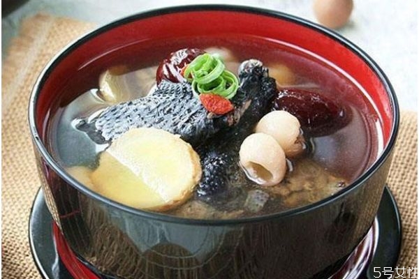 喝乌鸡汤会长胖吗,乌鸡汤发胖吗