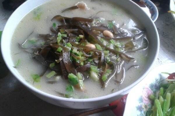 炖猪蹄多久放海带,猪蹄海带汤炖多久