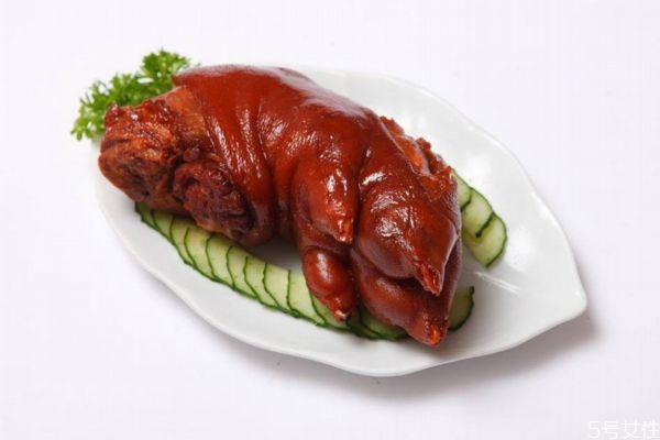 吃猪蹄有什么好处呢,吃猪蹄的好处和坏处