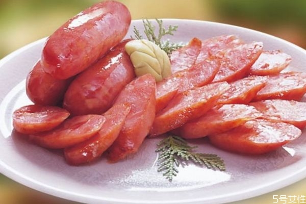 腊肠是怎么做的呢,腊肠咋做的