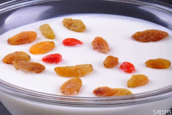 怎样喝酸奶才能减肥,酸奶减肥能喝吗