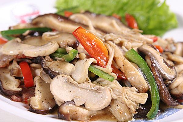 菌菇放冰箱几天能吃吗,菌菇在冰箱里可以放几天