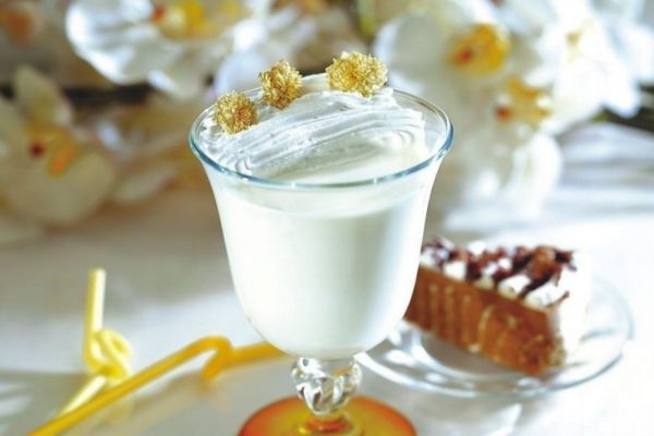 牛奶是饭前喝还是饭后喝,饭前喝牛奶还是饭后喝牛奶