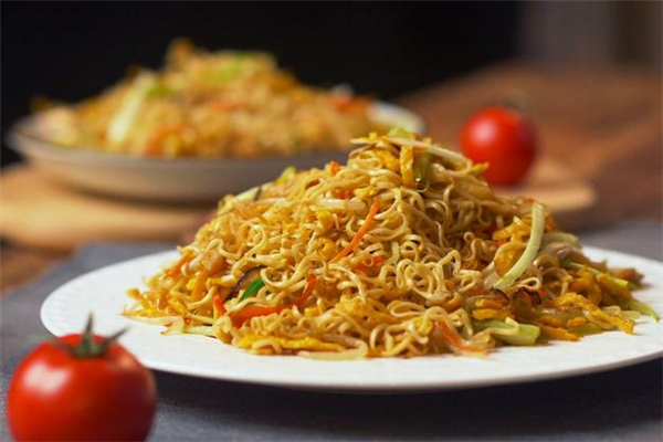 减肥的人可以吃炒面吗?,减肥能吃炒面吗