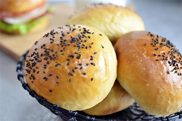 面包有酒味是坏了吗,面包有酒味是怎么回事