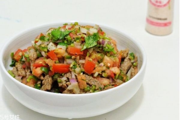 牛肉沙拉的做法,牛肉沙拉的做法窍门 牛肉沙拉的做法,牛肉沙拉的做法窍门