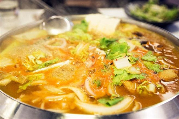 海鲜汤里面放什么调料,海鲜汤放什么配料