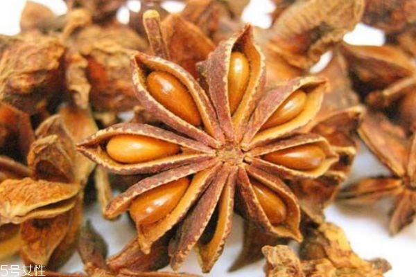 八角有什么作用呢,八角有什么用处和作用 八角有什么作用呢,八角有什么用处和作用