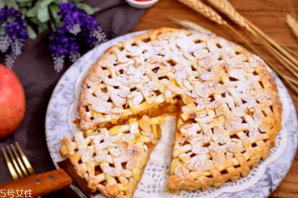 苹果派是怎么做的呢,怎么用苹果做苹果派 苹果派是怎么做的呢,怎么用苹果做苹果派