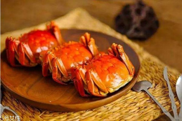 雄黄酒和黄酒一样吗,雄黄和黄酒的区别