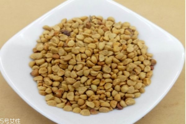 白丑的功效作用知识十一月一八,白丑黑丑功效有什么差别