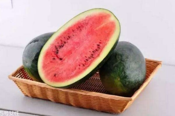 黑美人西瓜的功效和作用,黑美人西瓜的营养价值及功效