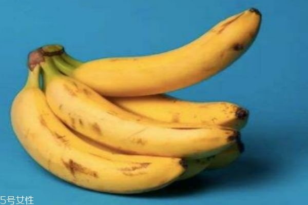 香蕉变黑色了可以吃吗,香蕉里面黑黑的还能吃吗