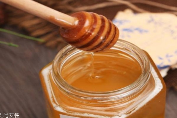 百花牌蜂蜜是大品牌吗?,百花蜜和蜂蜜哪个好