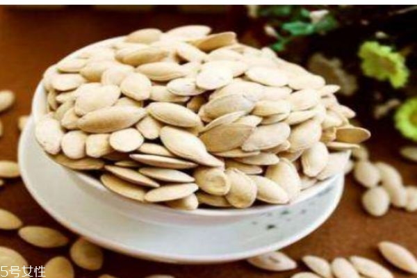 什么人群不适合吃南瓜子,哪些人不能吃南瓜子