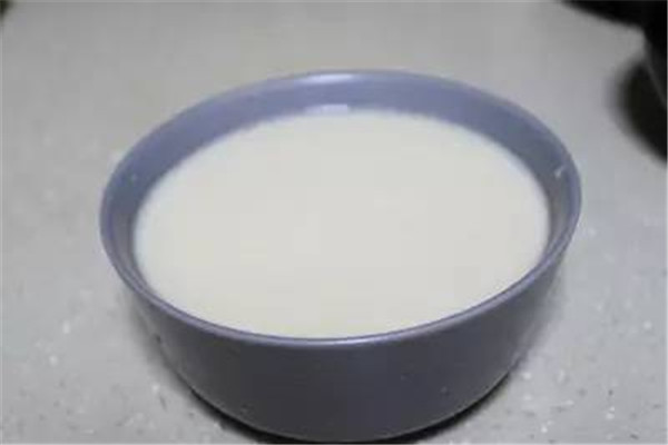 喝豆浆会腹泻,豆浆会腹泻吗