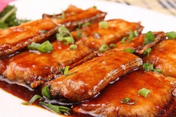 孕妇可以吃带鱼吗,孕妇可以吃带鱼吗对胎儿有影响吗