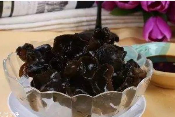常吃木耳有什么好处,吃木耳有什么好处呢 常吃木耳有什么好处,吃木耳有什么好处呢