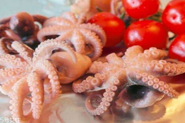 吃鱿鱼有什么好处呢,吃鱿鱼有啥好处