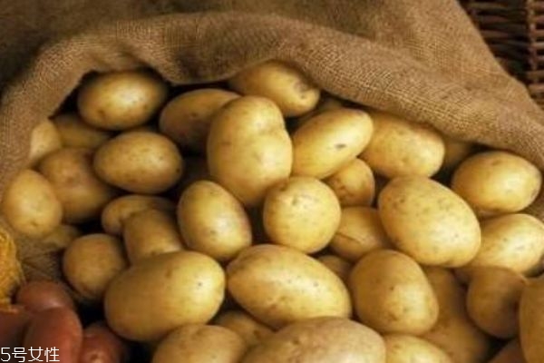 土豆是几月份成熟,土豆什么时候成熟