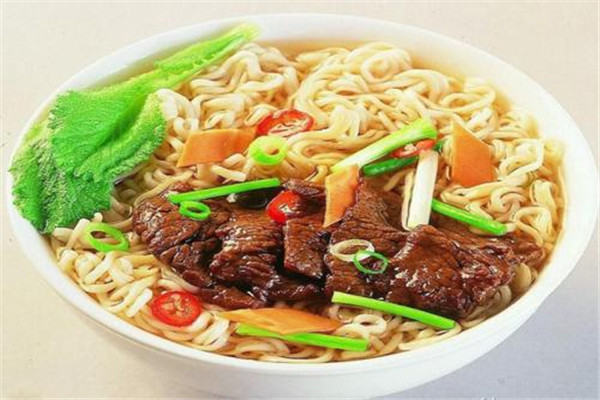 泡面是什么做的,泡面是什么意思 泡面是什么做的,泡面是什么意思