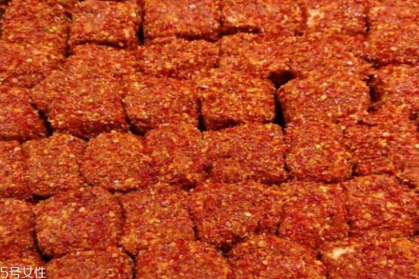 霉豆腐的好处,霉豆腐有什么好处和坏处 霉豆腐的好处,霉豆腐有什么好处和坏处